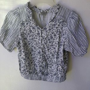 American Eagle crop top
